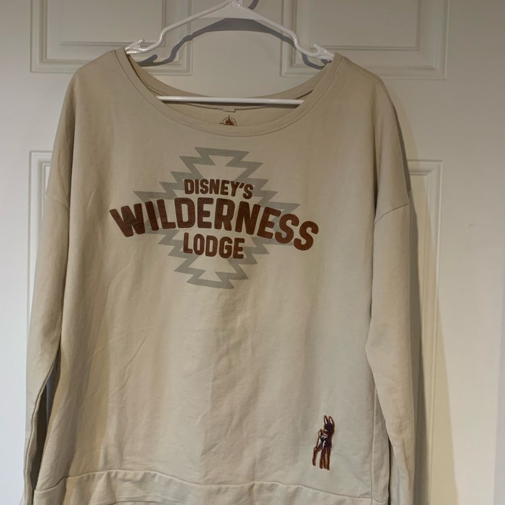 Vintage Disney's Wilderness Lodge Cream Sweatshirt